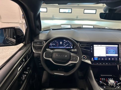 New 2026 Jeep Grand Wagoneer Limited AWD/4WD image 27