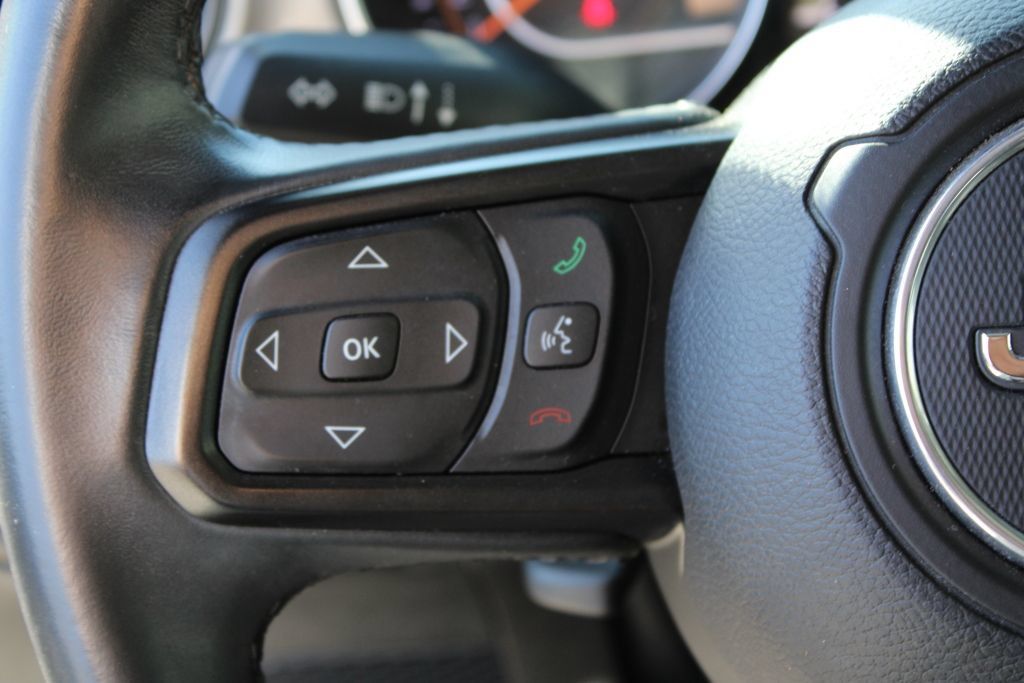 Used 2018 Jeep Wrangler Unlimited Sport S AWD/4WD image 23