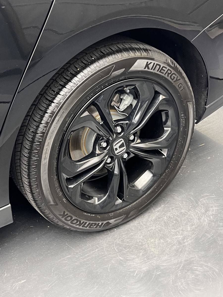 Certified 2025 Honda Accord SE image 37