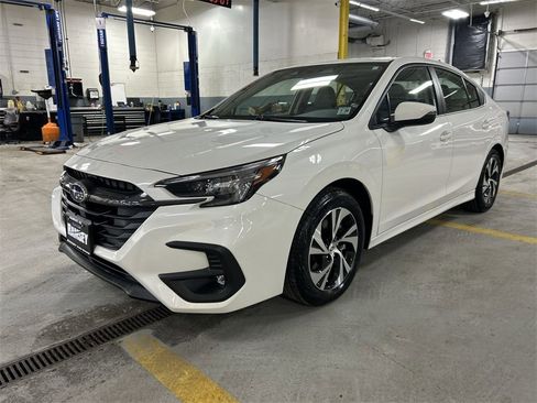 Certified 2025 Subaru Legacy Premium image 4