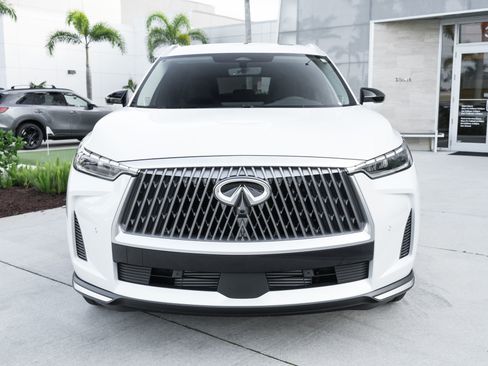 Certified 2026 INFINITI QX60 Luxe w/ Cargo Package FWD image 5
