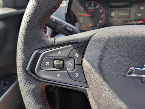 New 2026 Chevrolet Trax RS w/ Sunroof Package FWD image 17