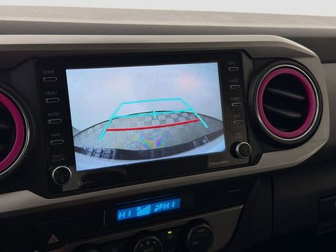 Used 2022 Toyota Tacoma SR5 image 16