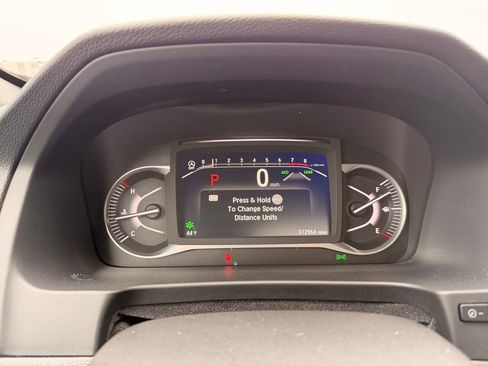 Used 2025 Honda Passport EX-L image 12