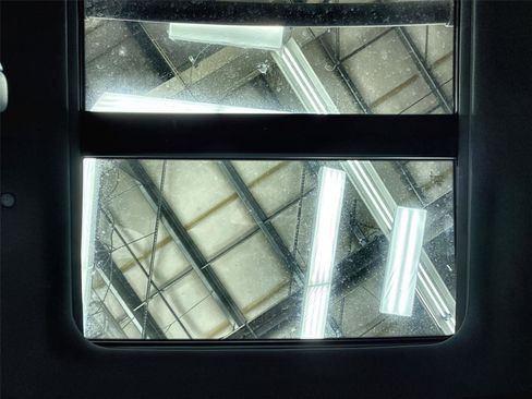 Used 2023 Honda Pilot TrailSport image 28