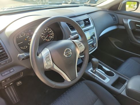 Used 2017 Nissan Altima 2.5 SV FWD image 20