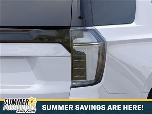 New 2026 Chevrolet Tahoe Premier w/ Sun And Tow Package AWD/4WD image 11