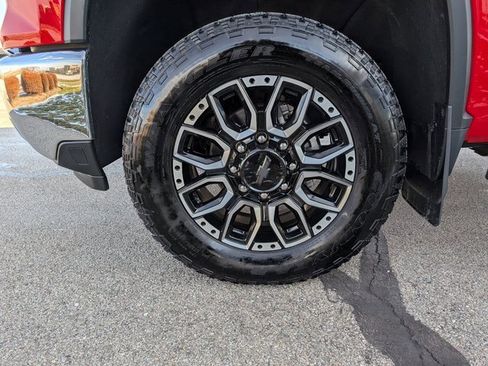 Used 2024 Chevrolet Silverado 2500 LT w/ Safety Package image 6