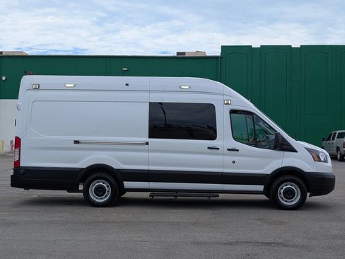 Used 2019 Ford Transit 250 148 High Roof Extended RWD image 10
