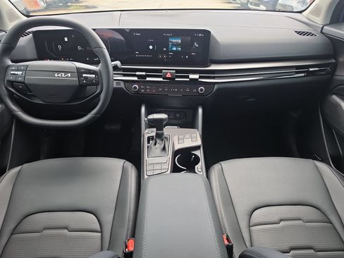 New 2026 Kia Sportage SX FWD image 13