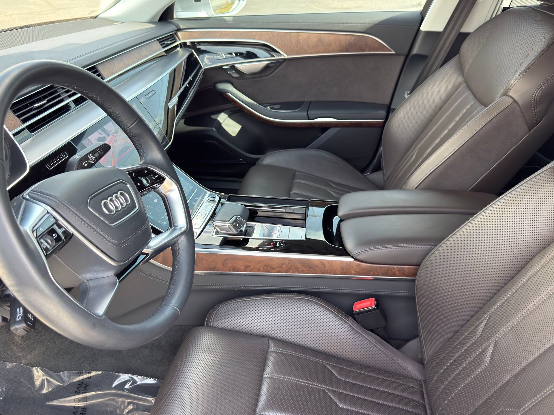 Used 2023 Audi A8 L 3.0T w/ Comfort Plus Package AWD/4WD image 13
