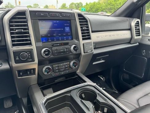 Used 2019 Ford F250 Platinum w/ Platinum Ultimate Package AWD/4WD image 15