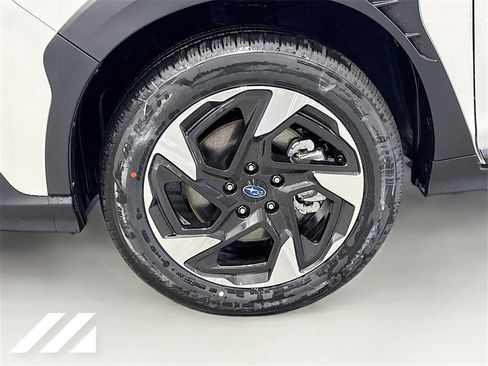 Certified 2025 Subaru Crosstrek 2.5i Limited w/ Popular Package #3A image 32