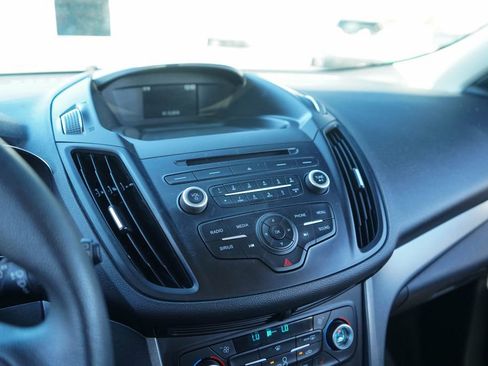 Used 2018 Ford Escape SE image 21