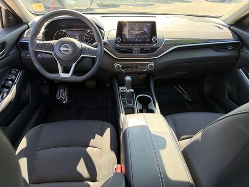Certified 2023 Nissan Altima 2.5 SV image 15