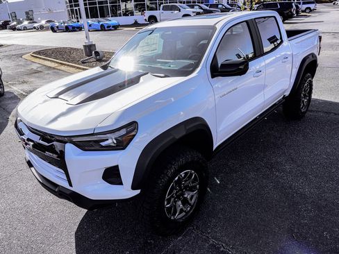 New 2026 Chevrolet Colorado ZR2 w/ Technology Package image 16