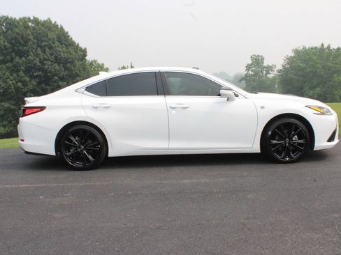Used 2025 Lexus ES 350 w/ Technology Package FWD image 2