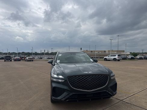 Used 2022 Genesis GV70 3.5T Sport w/ Sport Prestige Package image 3