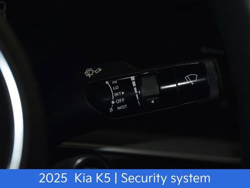 Certified 2025 Kia K5 LXS FWD image 12