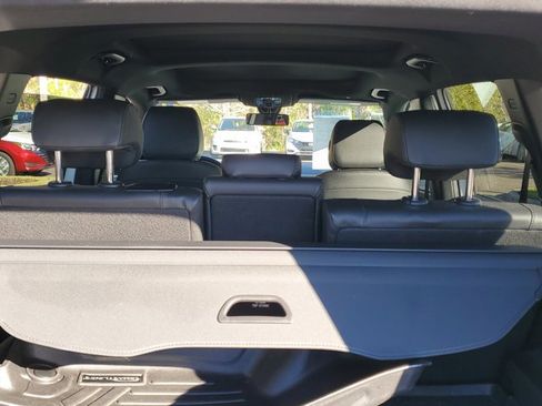 Used 2021 Mercedes-Benz GLB 250 GLB 250 image 9