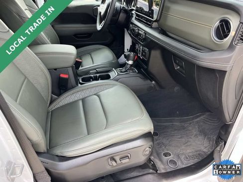 Used 2024 Jeep Wrangler High Altitude AWD/4WD image 22