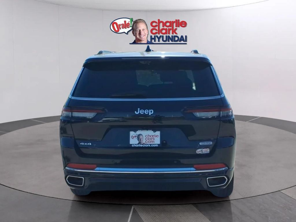 Used 2025 Jeep Grand Cherokee L Overland w/ Luxury Tech Group IV AWD/4WD image 4