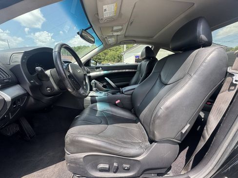 Used 2015 INFINITI Q60 Journey w/ Premium Package RWD image 11