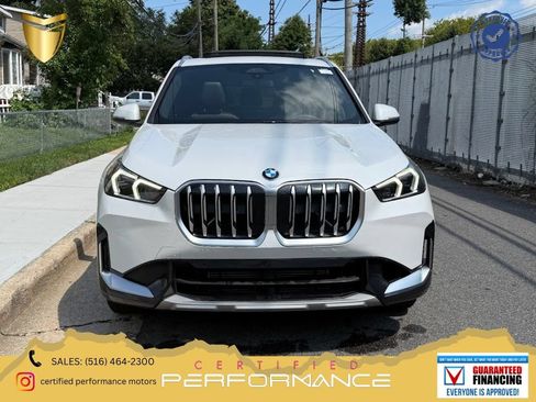 Used 2025 BMW X1 xDrive28i AWD/4WD image 1