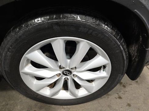 Used 2019 INFINITI QX50 Essential w/ Premium Audio Package image 11