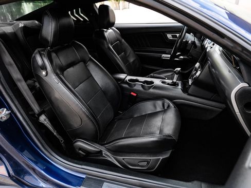 Used 2020 Ford Mustang GT Premium RWD image 38