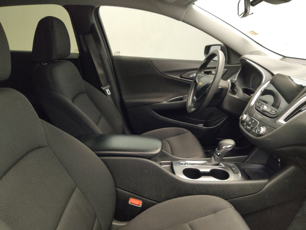 Used 2023 Chevrolet Malibu LS FWD image 21
