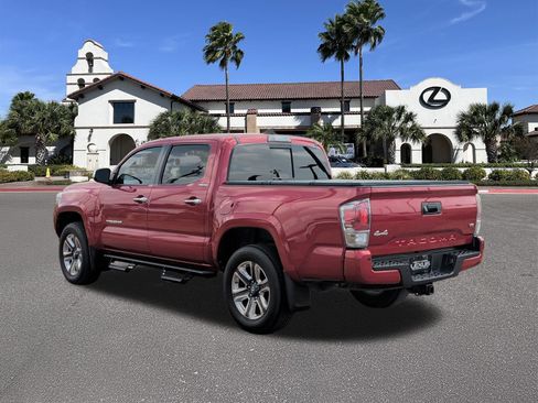 Used 2019 Toyota Tacoma Limited AWD/4WD image 4