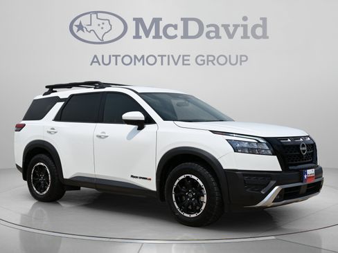 Used 2025 Nissan Pathfinder Rock Creek AWD/4WD image 7