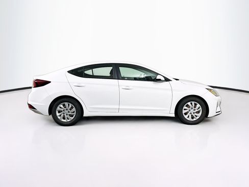 Used 2020 Hyundai Elantra SE w/ Cargo Package (C1) FWD image 10