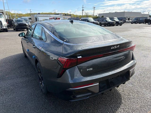 New 2026 Kia K5 LXS FWD image 5