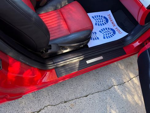 Used 2004 Ford Thunderbird image 59