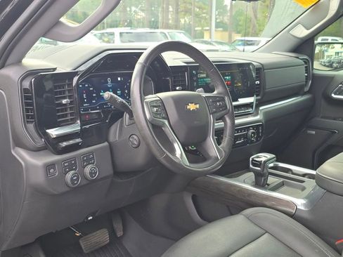 Used 2023 Chevrolet Silverado 1500 LTZ w/ LTZ Premium Package image 16
