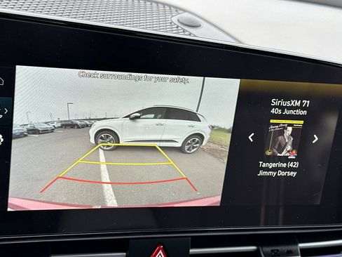 Used 2025 Hyundai Elantra SEL image 18