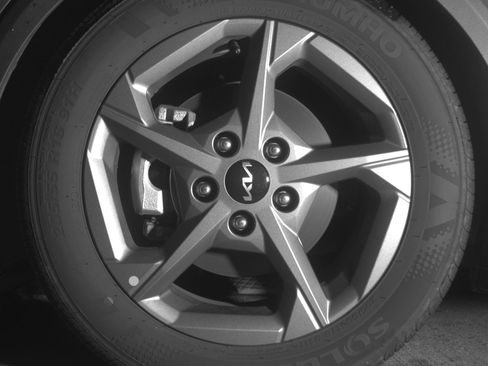 Used 2025 Kia K4 LXS image 12