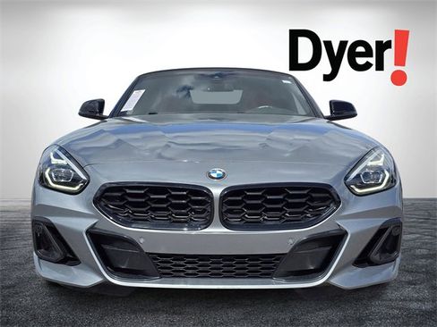 Used 2024 BMW Z4 M40i w/ Premium Package image 10