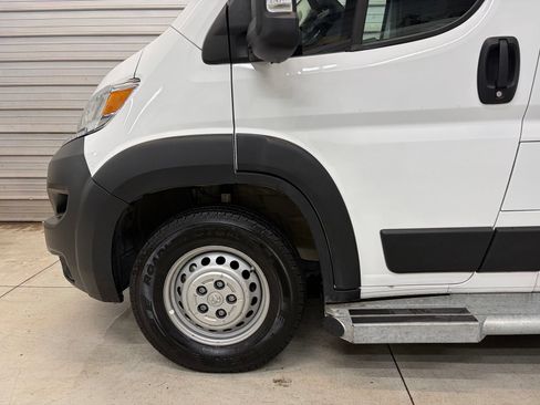 Used 2025 RAM ProMaster 2500 w/ U-Haul Equipment Group FWD image 4