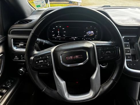 Used 2023 GMC Yukon XL SLT w/ SLT Premium Package RWD image 27