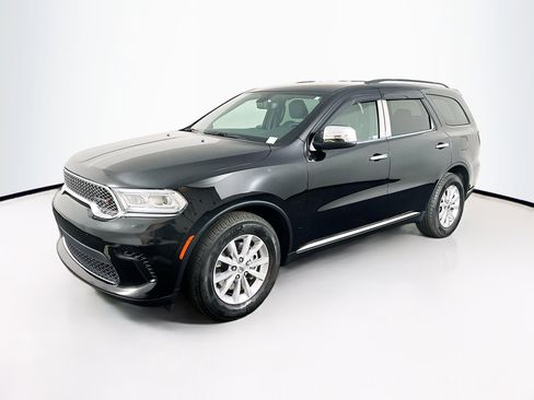 Used 2024 Dodge Durango SXT image 3