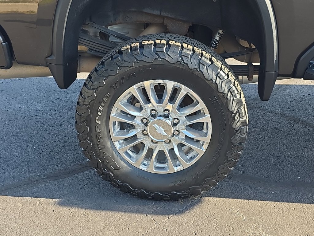 Used 2020 Chevrolet Silverado 3500 High Country w/ Z71 Off-Road Package AWD/4WD image 16