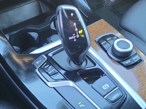 Used 2019 BMW X3 sDrive30i w/ Driving Assistance Package image 12