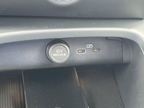 New 2026 Volvo XC40 B5 Ultra w/ Climate Package image 32