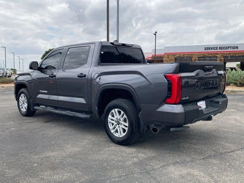 Used 2025 Toyota Tundra SR5 AWD/4WD image 5