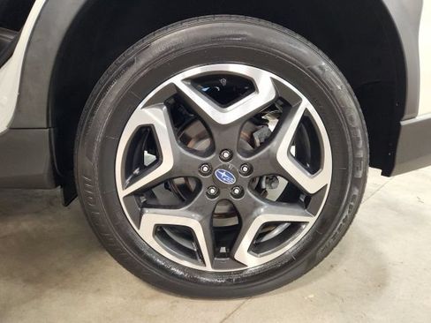 Used 2019 Subaru Crosstrek 2.0i Limited w/ Moonroof Package w/Navigation AWD/4WD image 26