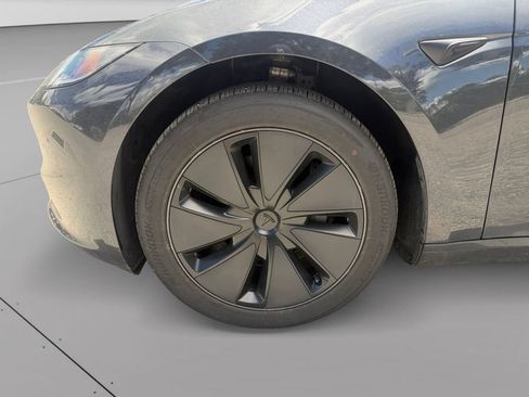 Used 2025 Tesla Model 3 RWD image 32