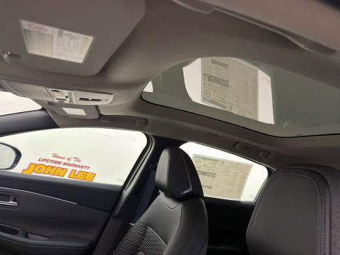 New 2026 Nissan Leaf Platinum+ w/ Cargo Package (Platinum+) image 15